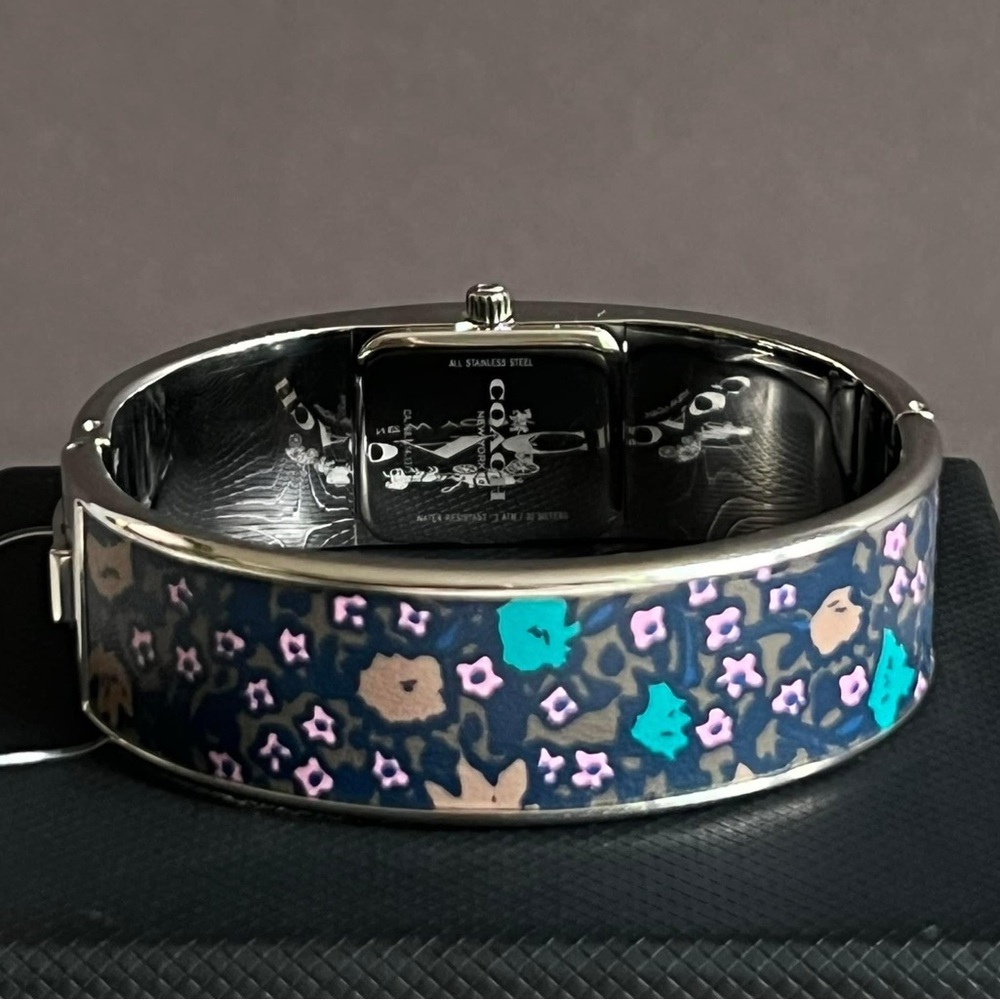 💰SOLD - W6198 - Coach Scout Bangle Watch in Blue Floral - Picture 12 of 14